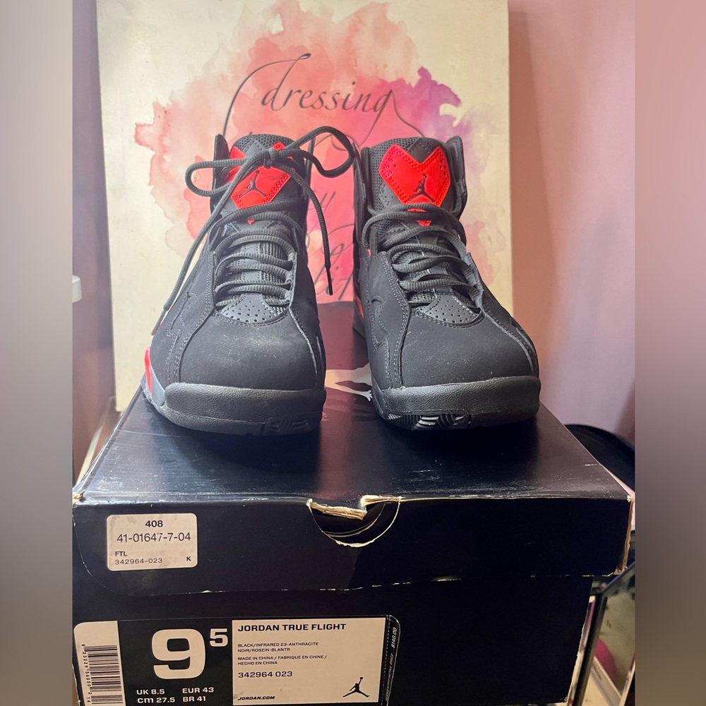 Jordan True Flight